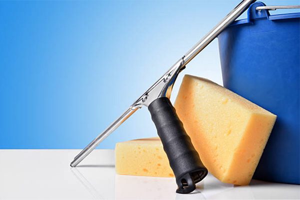 vinduespudsning randers vinduesskraber spand svamp 600×400 vinduespudsning randers vinduesskraber spand svamp